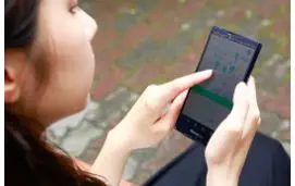 カレコスマホで車の開錠ができる